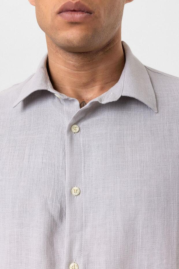 قميص رمادي طويل الأكمام أساسي كبير الحجم - 6