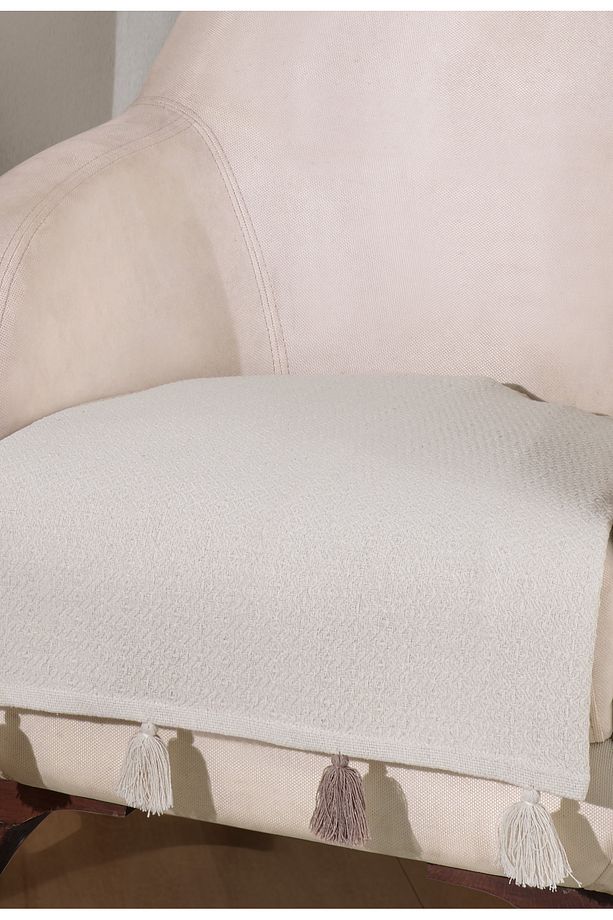 Liva Ponponlu Ekru Berjer 1 Adet Tekli Koltuk Örtüsü 115x90 Cm Berjer Şalı Püsküllü - 4