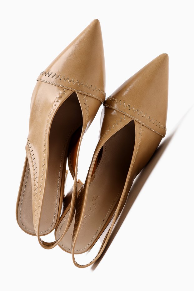 Essie Nude Pointed-Toe Elastic Seam Detail Block Heel Women's Shoes