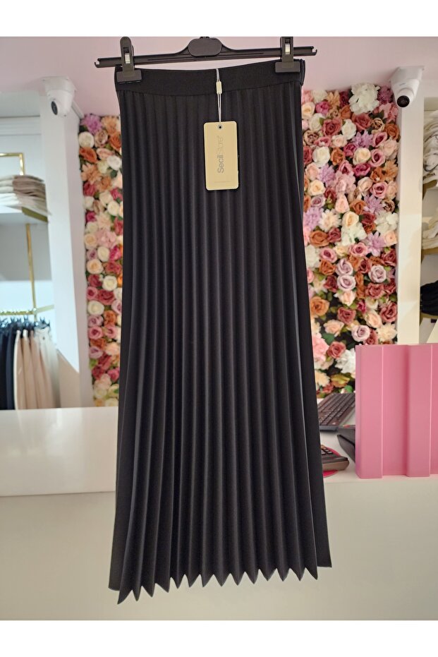 Fusta plisată neagră de damă Seçil - 1