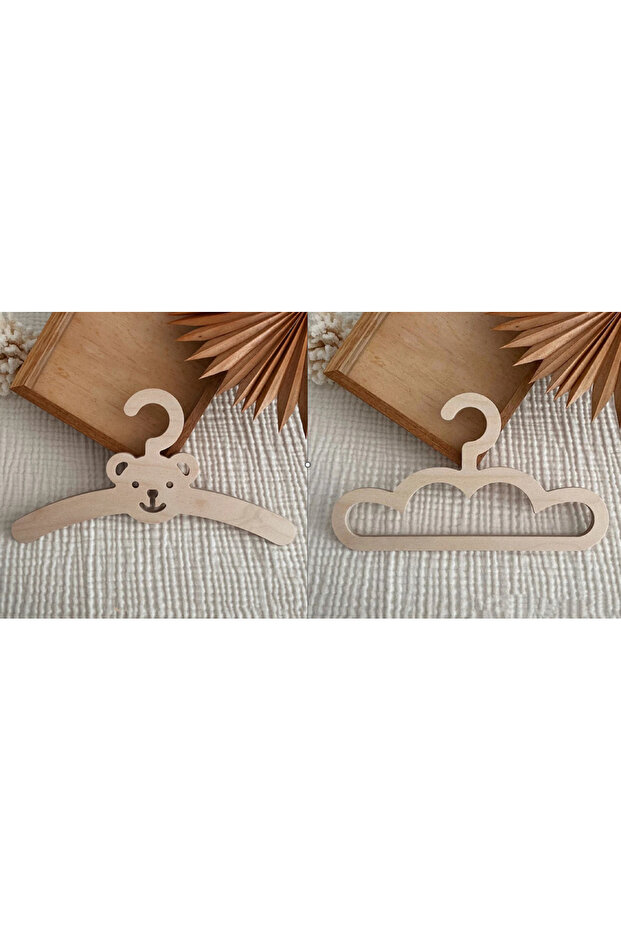 Baby Clothes Hanger Wooden Cute Bear and Cloud 2 Pieces Each Baby Clothing Organizer Hanger 30*15cm