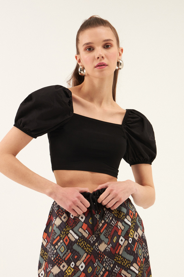 New Season Women's Square Neck Short Sleeve Crop Blouse 44030