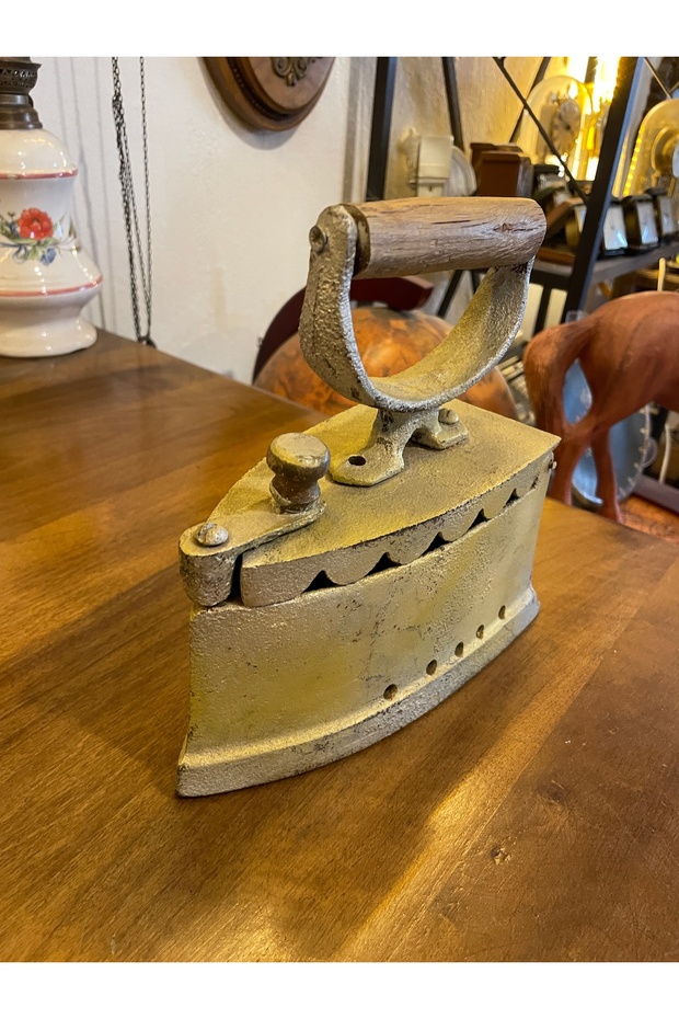 Antika kömürlü ütü - 3