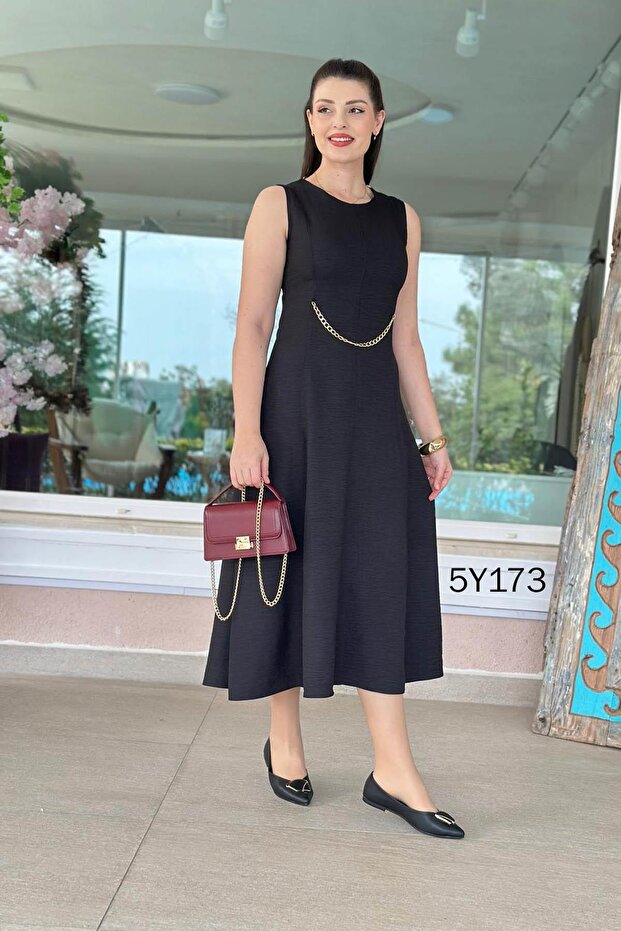 Zero Sleeve Chain Detail Sofia Linen Dress 5Y173