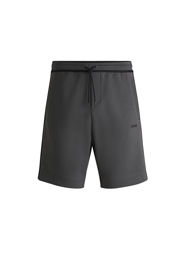 Şerit ve logo detaylı kordonlu şort - 5