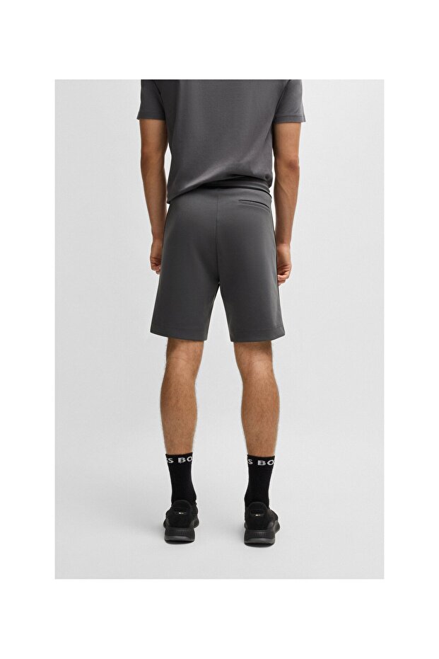 Şerit ve logo detaylı kordonlu şort - 3