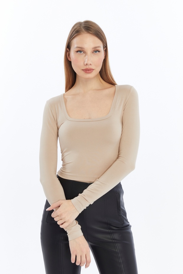 Women's Cream Square Neck Long Sleeve Crop Blouse