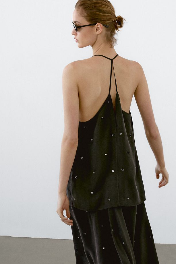 Flowing top with eyelets detail - 5