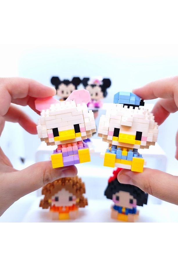 BRİCKS Premium Seri Donald Duck  Daisy Duck Figür Yapı Taşları 2'li Set - 5