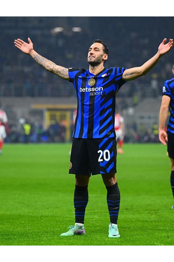 #20 Hakan Çalhanoğlu #İNTER 2024/25 İç Saha Forması - 1