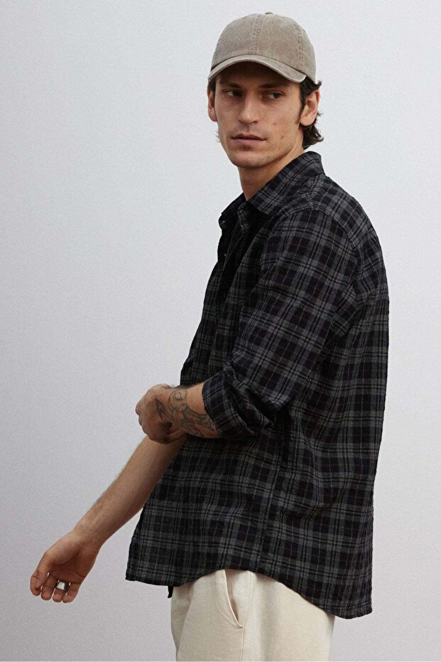Loose Fit Textured shirt