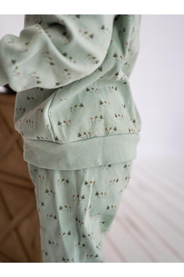 Leaf Patterned Cotton Pajama Set - 2