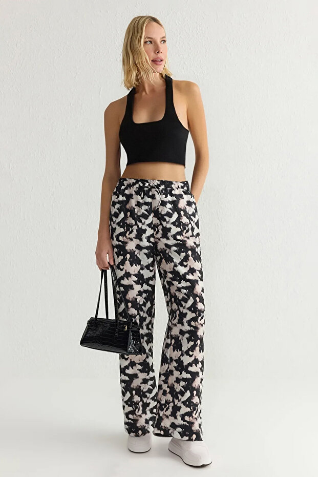 Siyah Beli Lastikli Wide Leg/Geniş Paça Batik Desenli Dokuma Pantolon TWOSS25PL00005 - 2