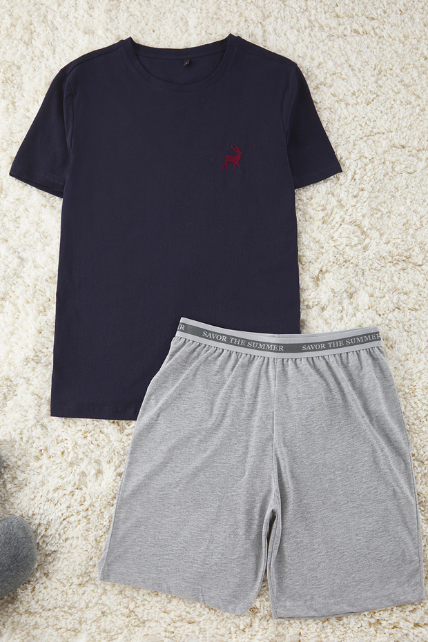 Lacivert - Gri melanj Slim Fit Çeyizlik Geyik Nakışlı Şortlu Örme Pijama Takımı TMNSS25PT00070 - 2