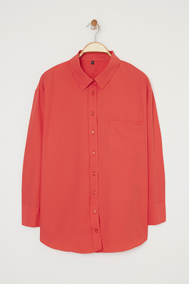 Czerwona luźna bawełniana koszula z długim rękawem w dużym rozmiarze TBBSS22GO0323 - 5