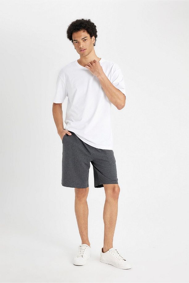 Slim Fit Dar Kesim Cepli Basic Düz Şort R3442AZ24SM - 3