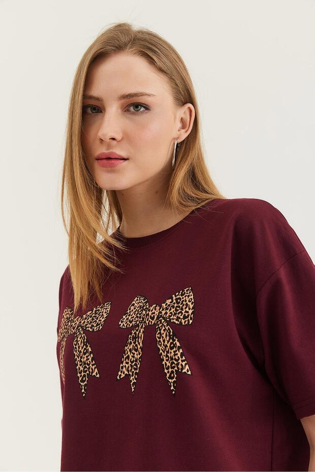 Kurdele Baskı Detaylı Basic T-Shirt Bordo - 4