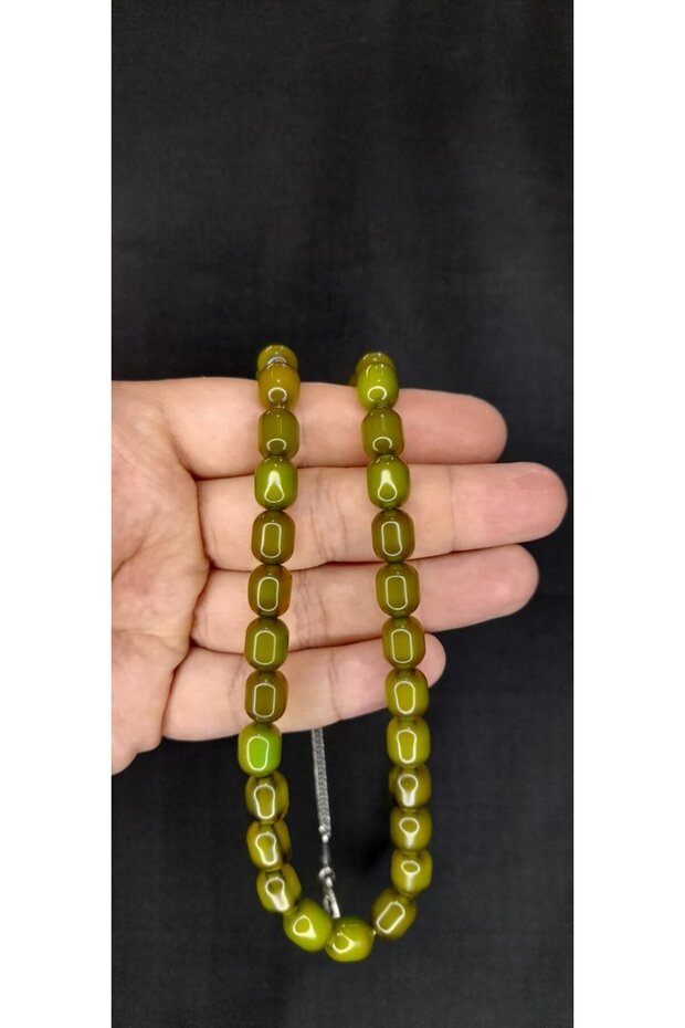 Rod Amber Praying Beads Green Color Capsule Cut T-403