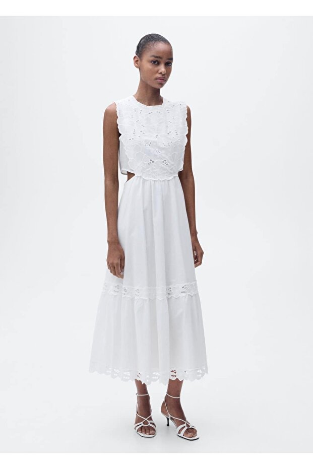 Yanları yırtmaçlı işlemeli elbise - 2