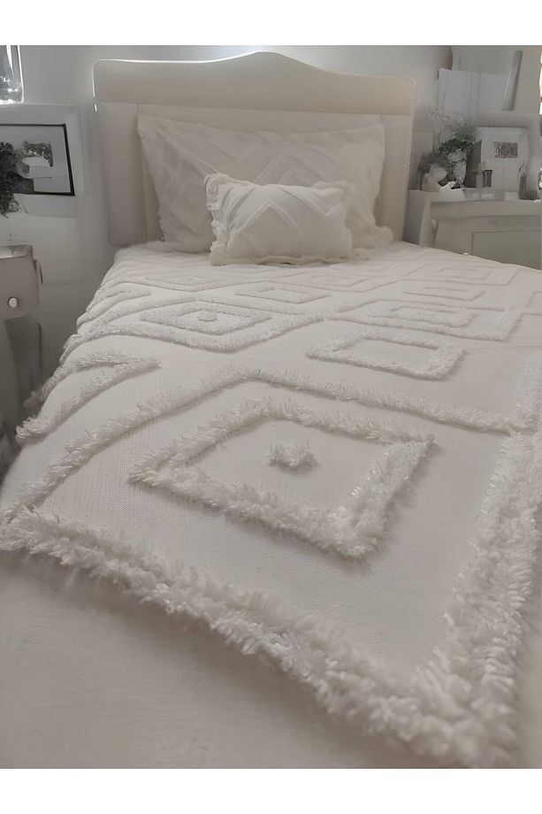 Duru Home Tek Kişilik Geometrik Desenli Fırfırsız Pike Takımı - 2