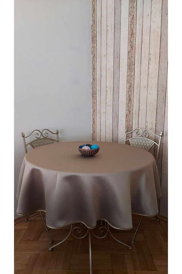 Lüks Fonluk Kumaştan Mamul,dertsiz,fiskos,yemek Masası Örtüsü .çap 150 Cm. - 3