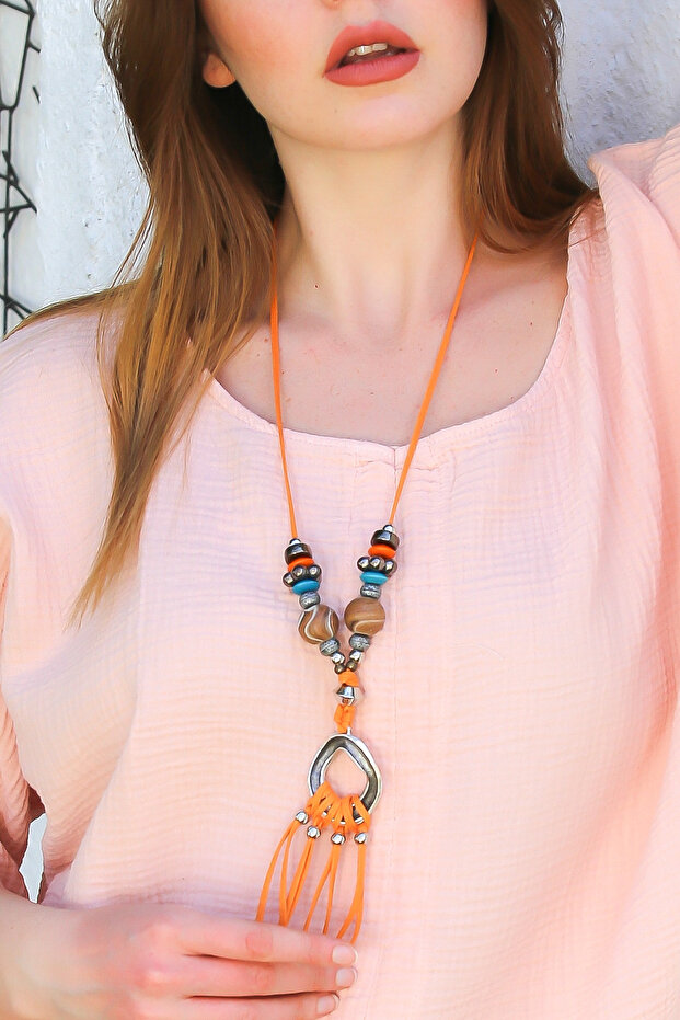 Turuncu Objeli Boncuklu Tasarım Kolye - 1