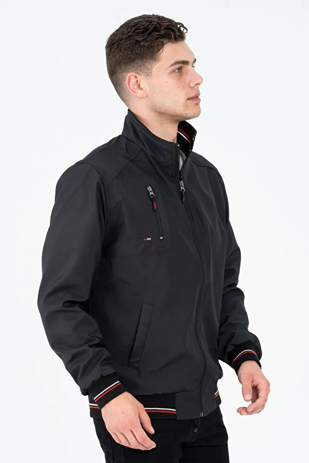 Black Lined Water and Windproof Seasonal Coat for Men