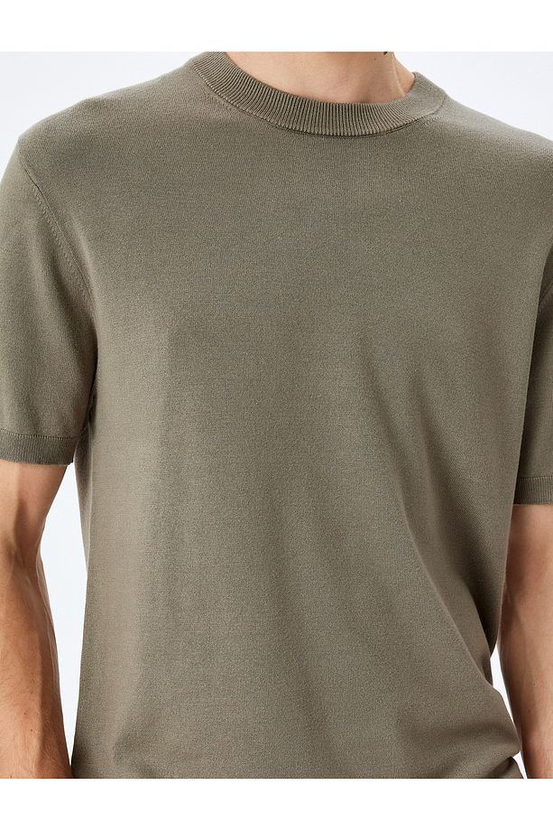 Regular Fit Bisiklet Yaka Viskon Basic Kısa Kollu Triko Tişört - 5