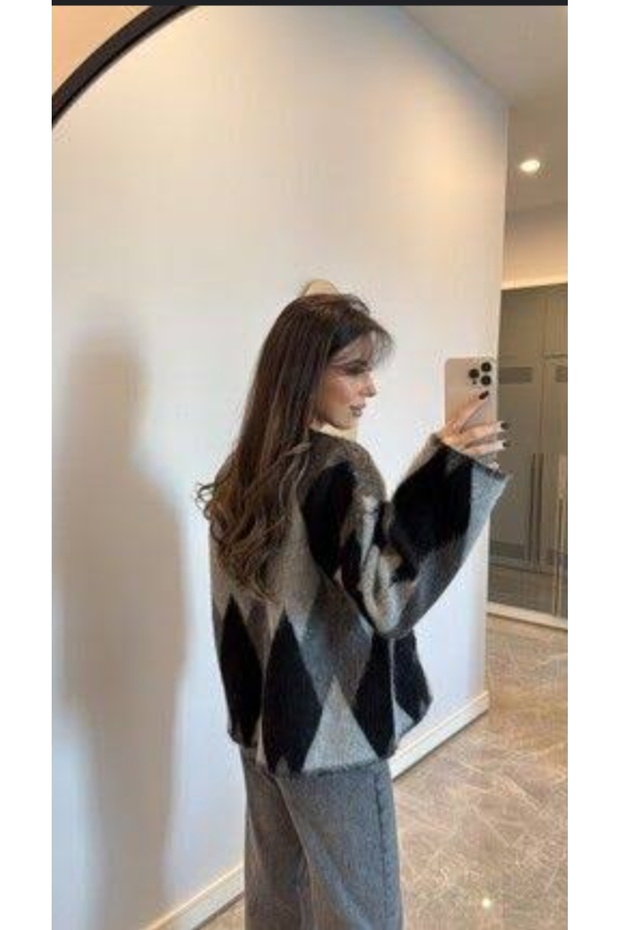 Sinem Kivanc Co Marka Model Gri Baklava Desen Hırka - 2