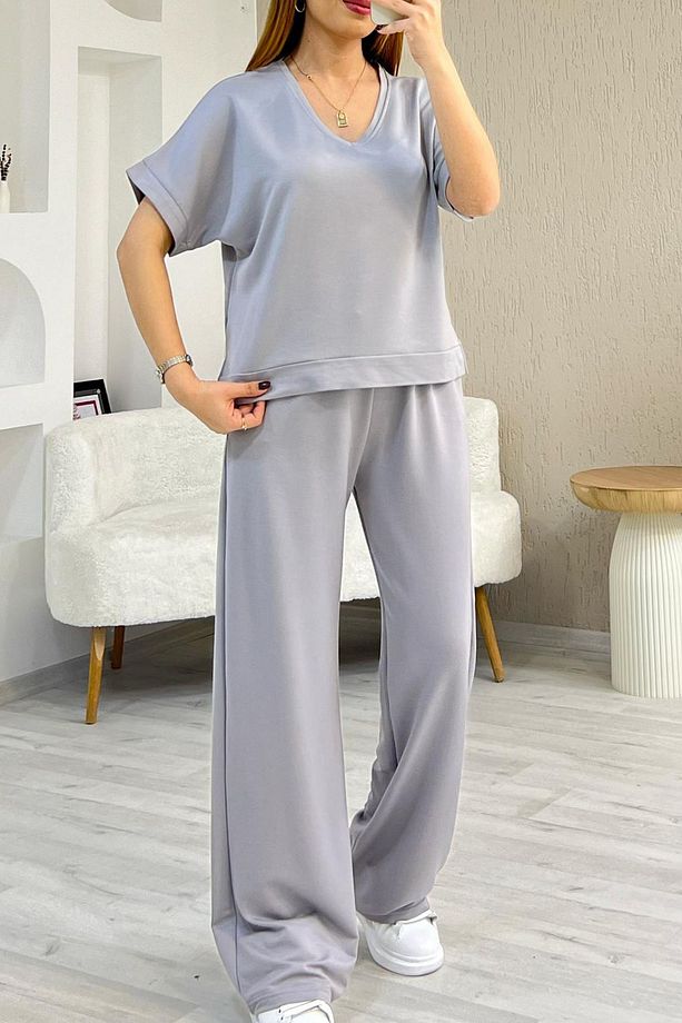 Yumuşak Doku Modal Kumaş Rahat Kesim V Yaka Eşofman Takımı - 4