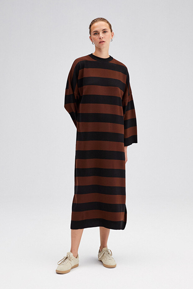 Striped knit dress