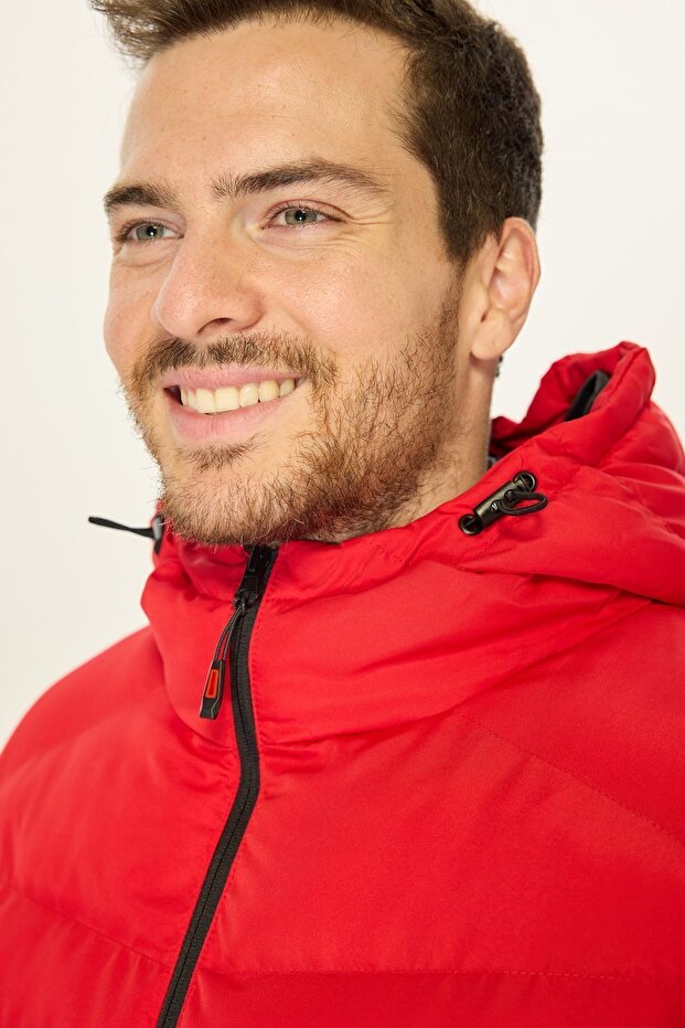 Męska czerwona kurtka zimowa z kapturem, nieprzemakalna i ocieplana - 5