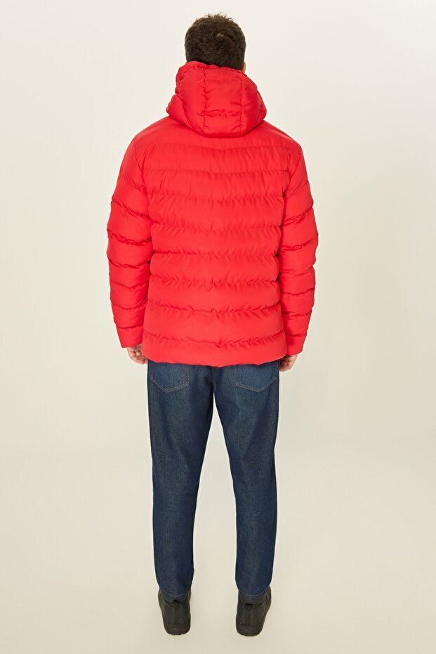 Męska czerwona kurtka zimowa z kapturem, nieprzemakalna i ocieplana - 7
