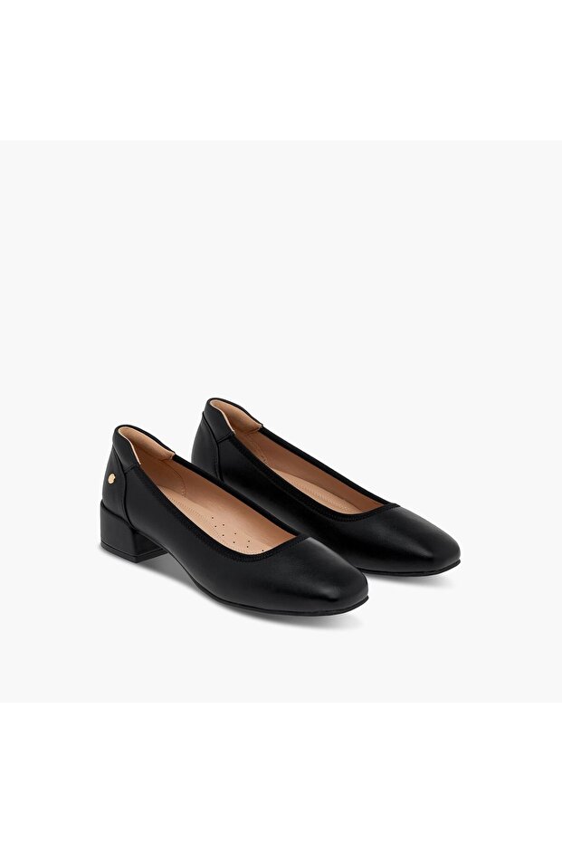 حذاء سهل الارتداء بكعب سميك - 1