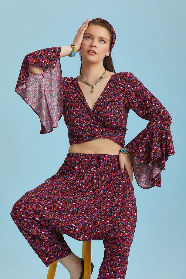 Çiçekli Desenli Ispanyol Kol Crop Bluz - 2