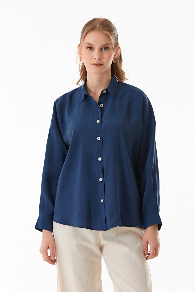 Basic Oversize Arkası Uzun Düğmeli Gömlek - 2