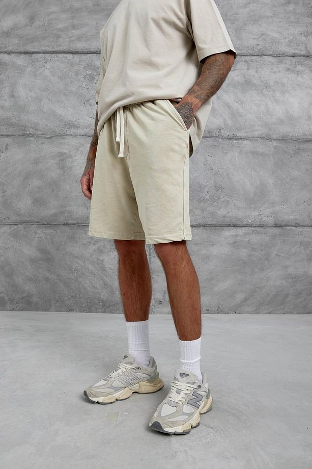 Krem Yıkamalı Oversize Şort - 1