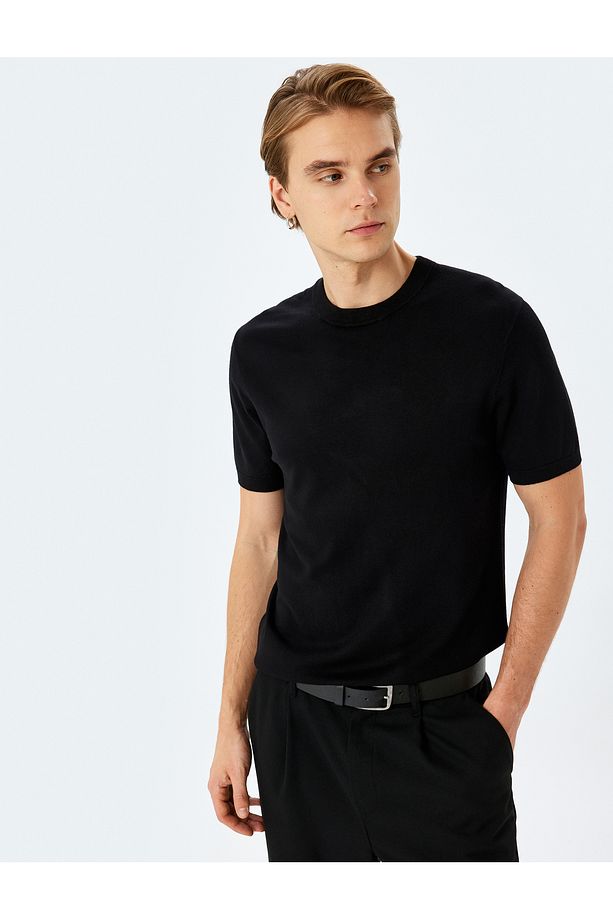 Regular Fit Bisiklet Yaka Viskon Basic Kısa Kollu Triko Tişört - 2