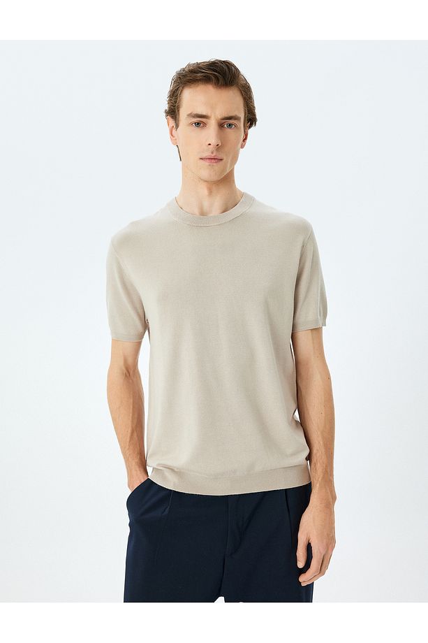 Regular Fit Bisiklet Yaka Viskon Basic Kısa Kollu Triko Tişört - 3