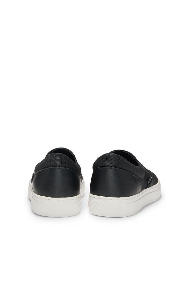 Logolu üst kısmı olan slip-on ayakkabılar - 3