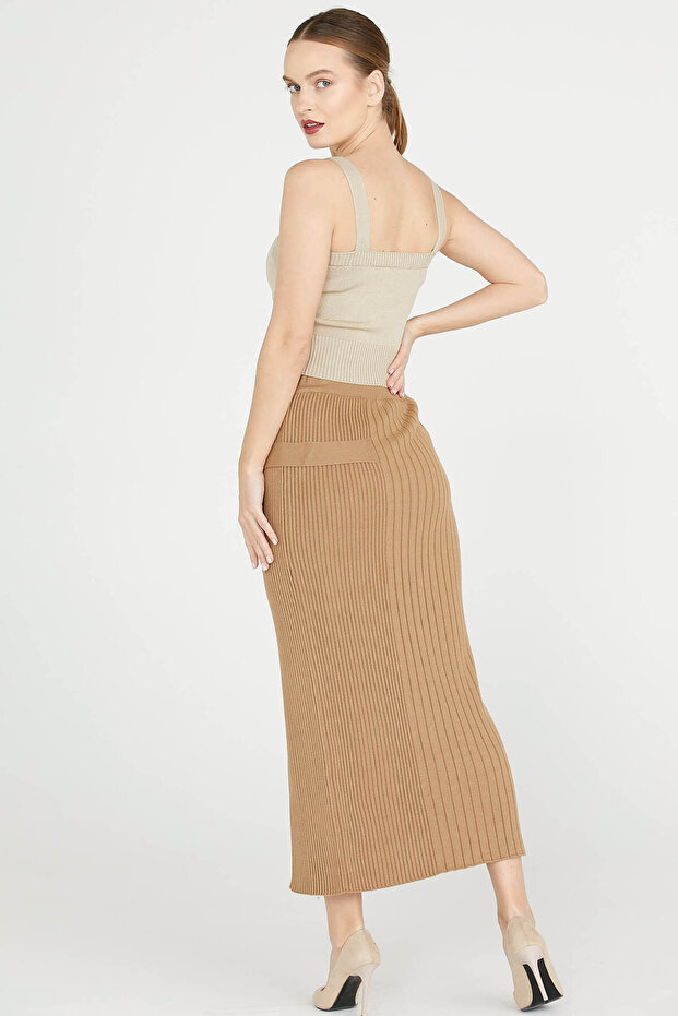 Diz Altı Tokalı Triko Etek - Kamel - 4
