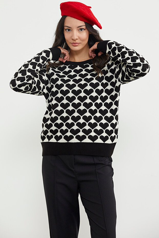 سترة تريكو منقوشة على شكل قلب - أسود - 4