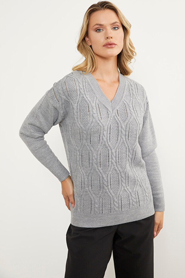 V-Neck Motif Knitwear Sweater - Gray