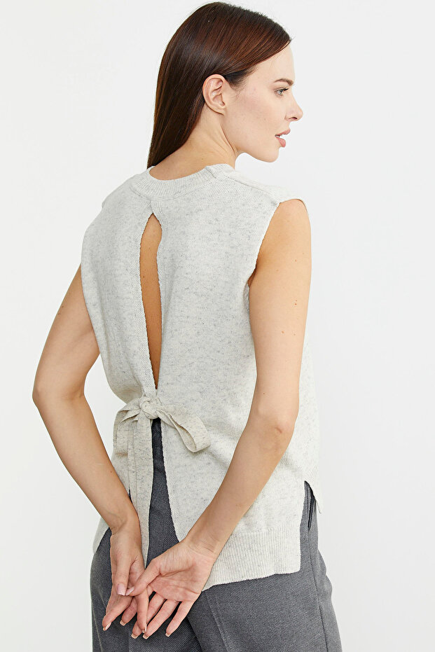 Wool Knitwear Sweater - Open Back and Tie, Bone Model