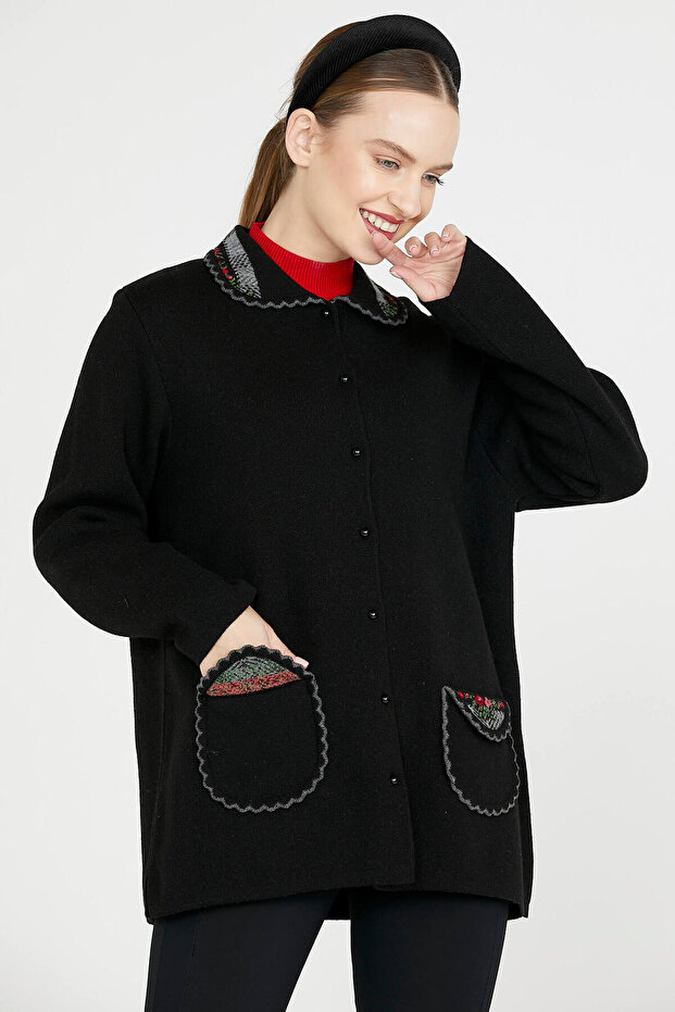 Baby Collar Embroidered Women's Knitwear Jacket - Black