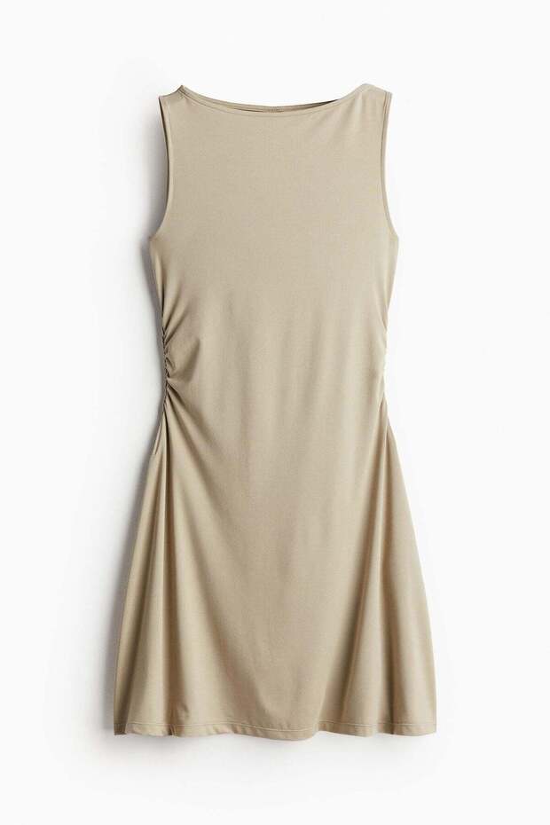 Gathered dress with flared skirt