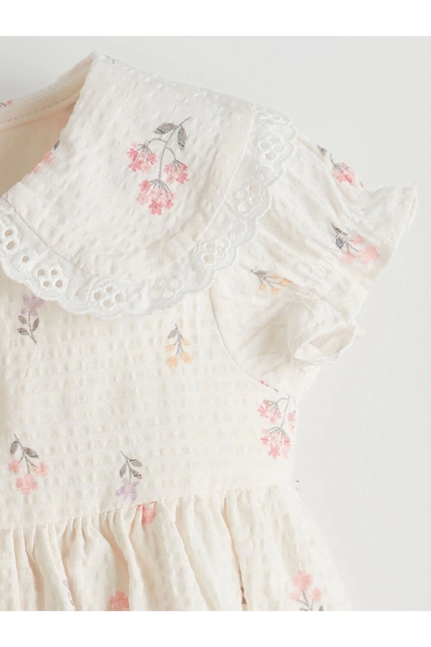 LCW baby EKRU Bebe Yaka Çiçekli Kız Bebek Elbise - 3