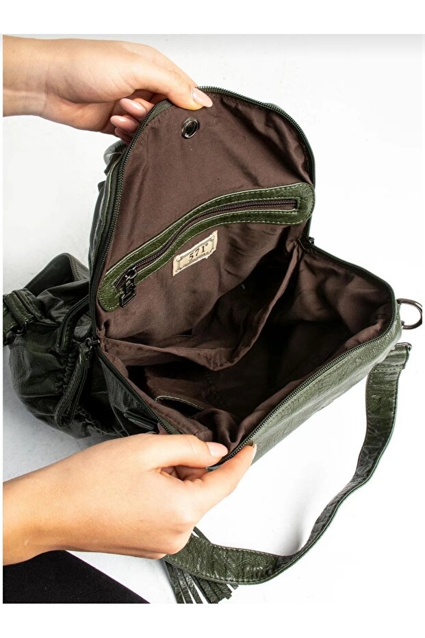 حقيبة ظهر من الجلد الصناعي - 4