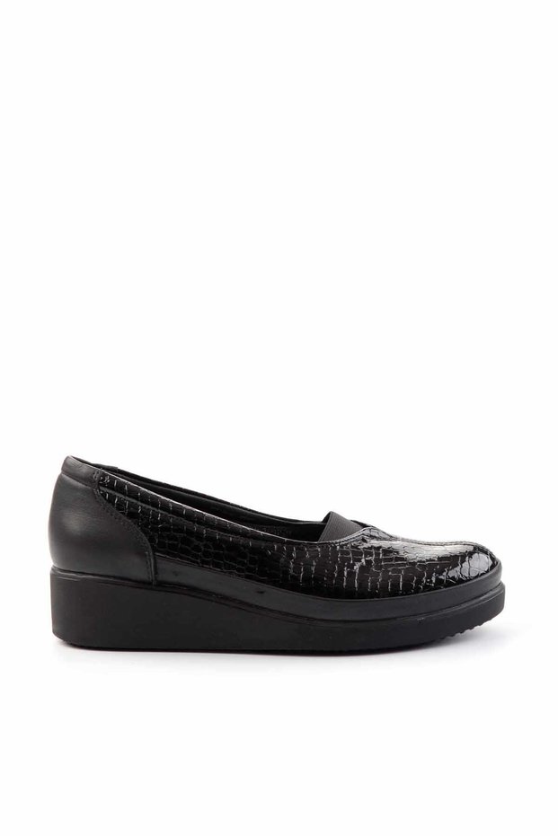 Shiny Black Crocodile Genuine Leather Women's Casual Shoes01586060111