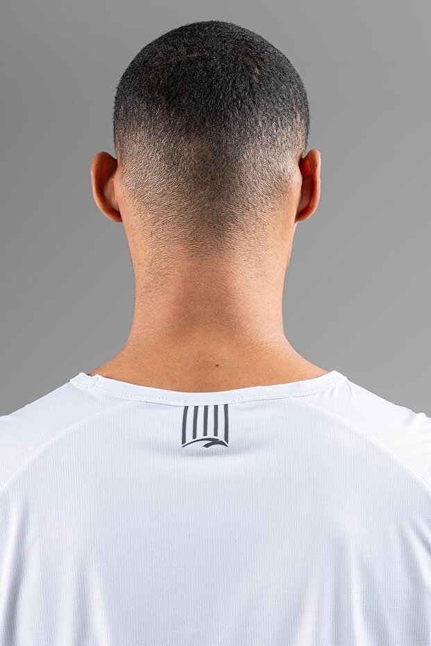 قميص داخلي أبيض للرجال بياقة دائرية عادية - 3